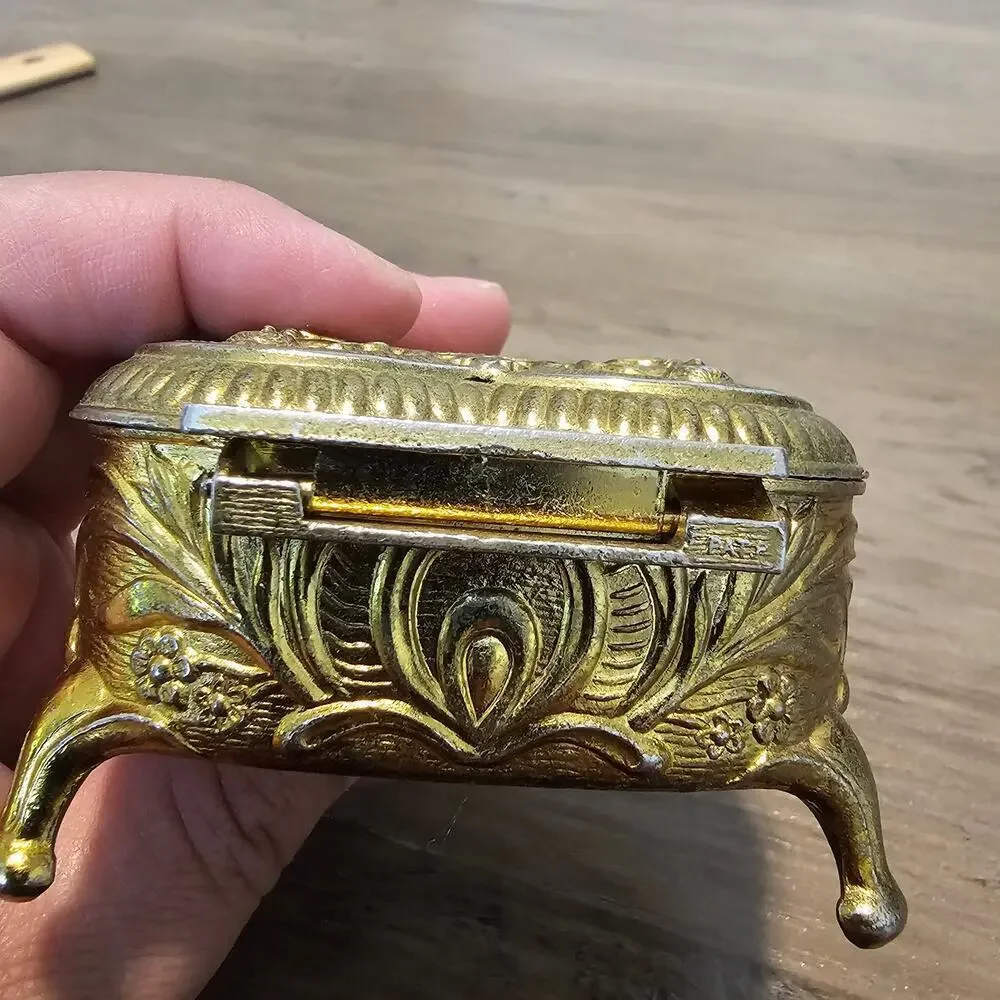 Vintage Gold Metal Heart Trinket Jewelry Box Cherub Velvet Japan Renaissance